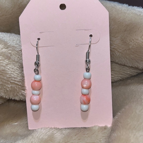 pink earrings - Picture 1 of 2